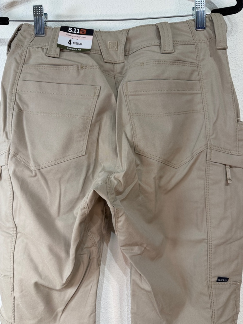 5.11 Tactical Women’s Apex Cargo Pants in Khaki/Tan size 4 NWT - Picture 6 of 10